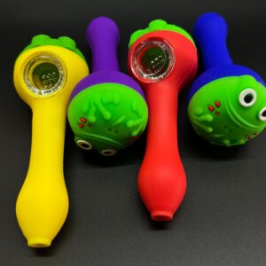 Silicone hand pipe